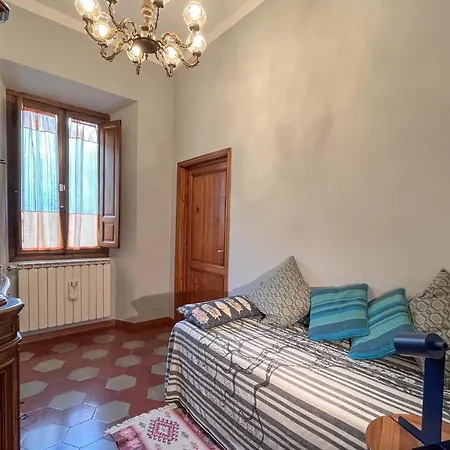 Awesome Apartment In Papiano With Wifi *